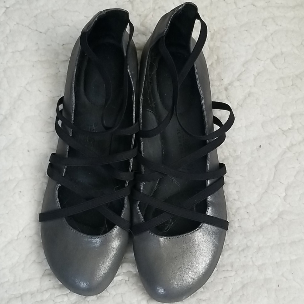 Kenneth cole reaction pro-tein strappy ballet flat